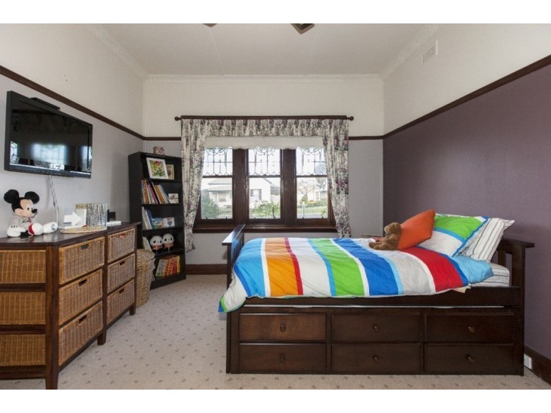 4 Queen Street South, Ararat VIC 3377