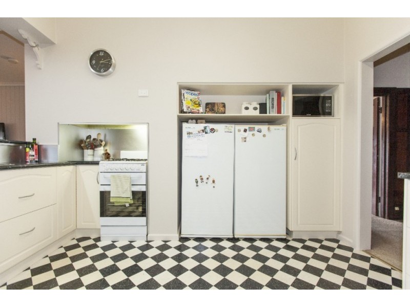 4 Queen Street South, Ararat VIC 3377