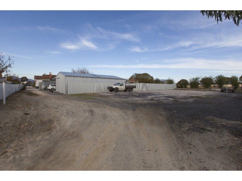 4 Queen Street South, Ararat VIC 3377