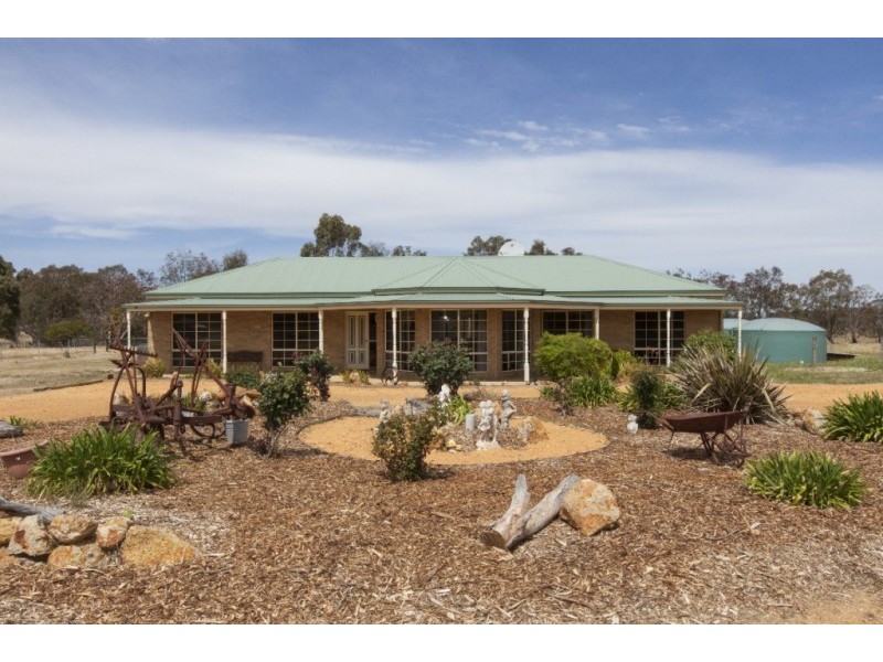 441 Phillips Flat Road, Cathcart VIC 3377
