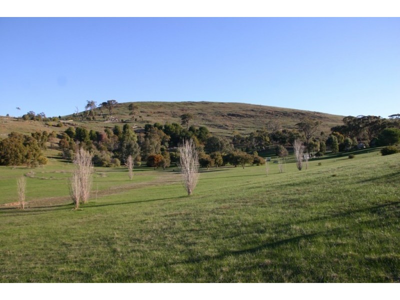 16 Jeffery Lane, Landsborough VIC 3384