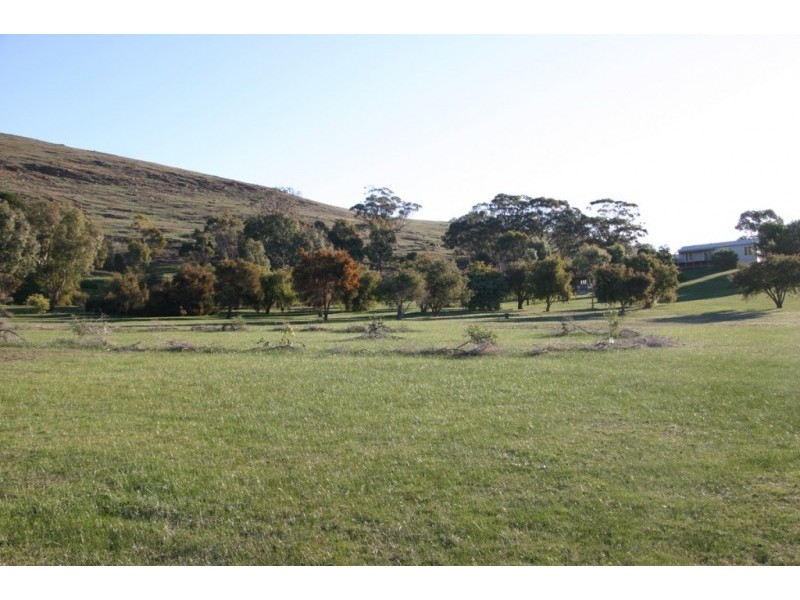 16 Jeffery Lane, Landsborough VIC 3384