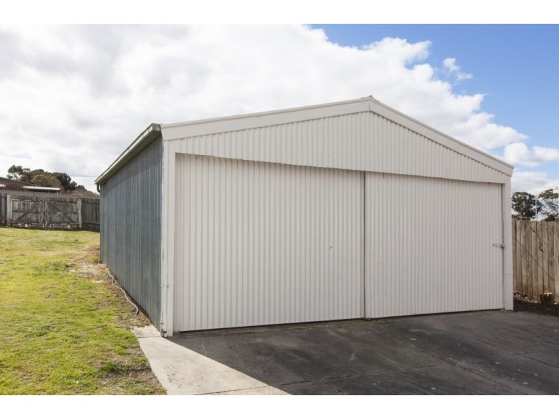 18 Barkly Street West, Ararat VIC 3377