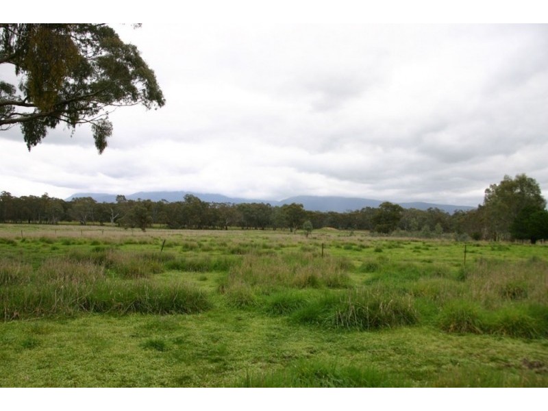 3 Londonerry Road, Moyston VIC 3377