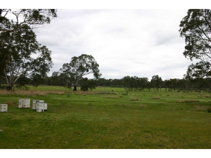 3 Londonerry Road, Moyston VIC 3377