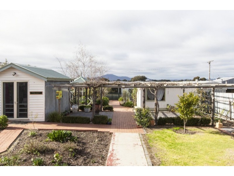 20 Queen Street, Ararat VIC 3377