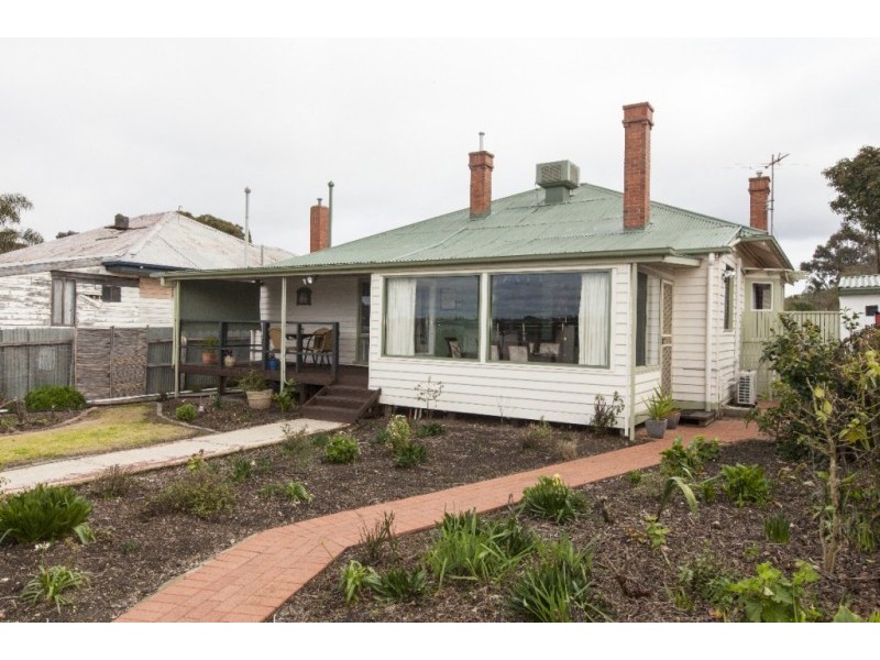 20 Queen Street, Ararat VIC 3377