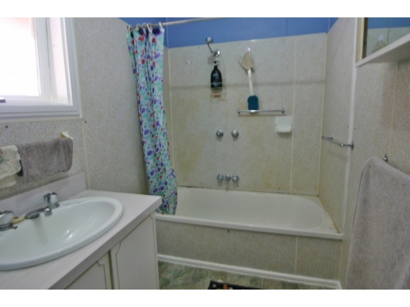 64 Queen Street, Ararat VIC 3377