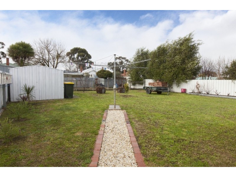 5 Best Street, Ararat VIC 3377