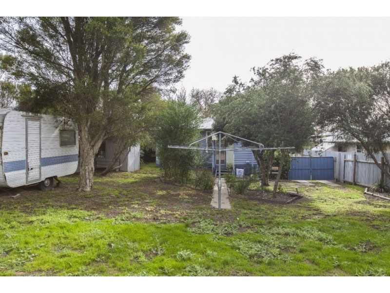 24 Montgomery Street, Ararat VIC 3377