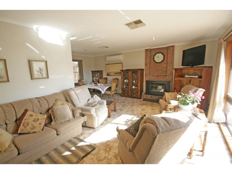 60 Commercial Street, Willaura VIC 3379