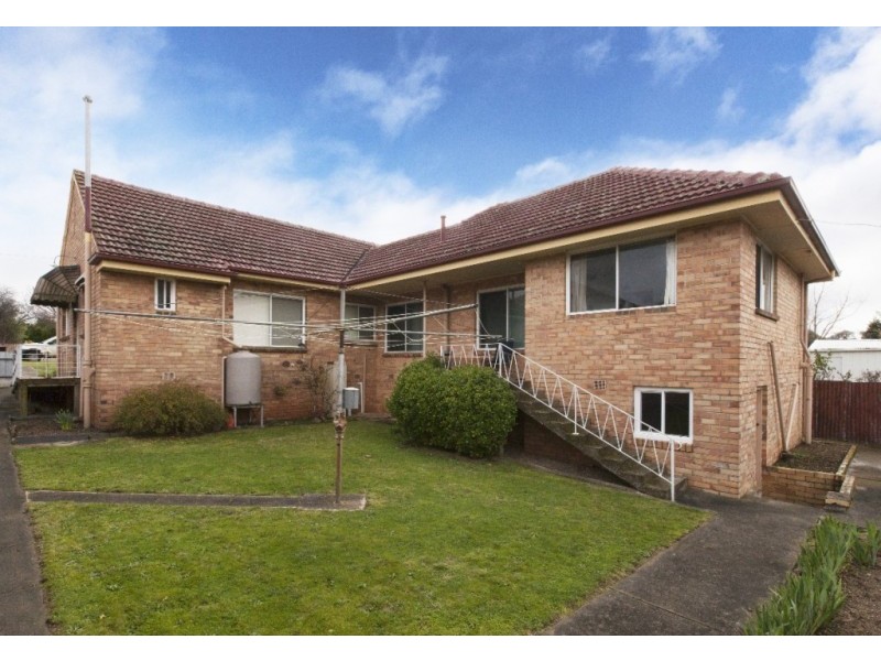 6 Clay Street, Ararat VIC 3377