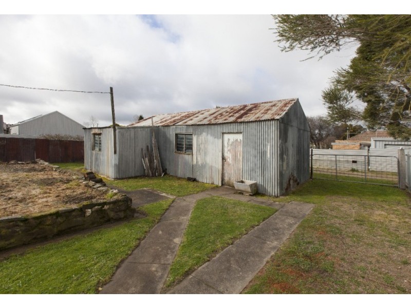 6 Clay Street, Ararat VIC 3377