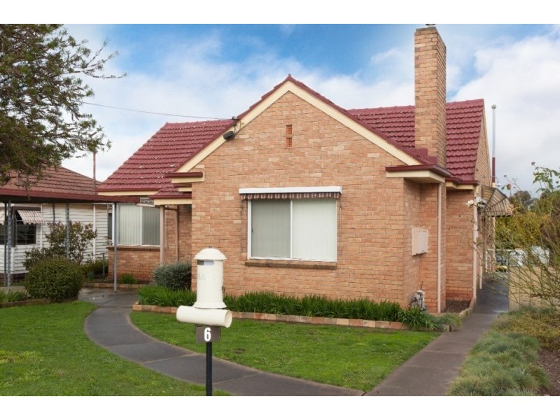 6 Clay Street, Ararat VIC 3377