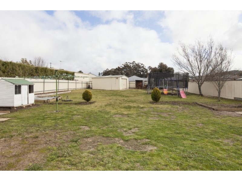3 Lobelia Drive, Ararat VIC 3377