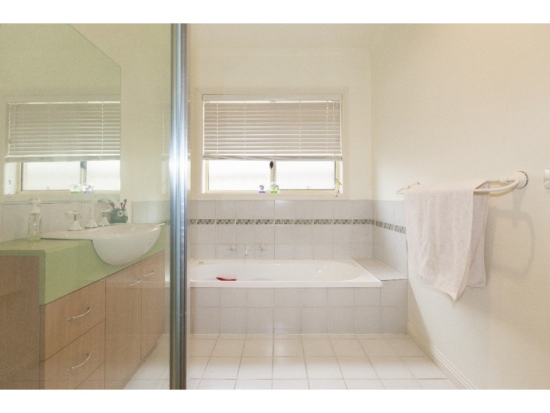 3 Lobelia Drive, Ararat VIC 3377