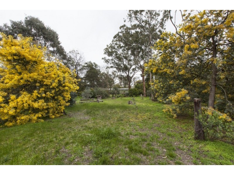 12 Wilding Court, Ararat VIC 3377