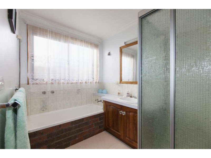 20 Queen Street South, Ararat VIC 3377