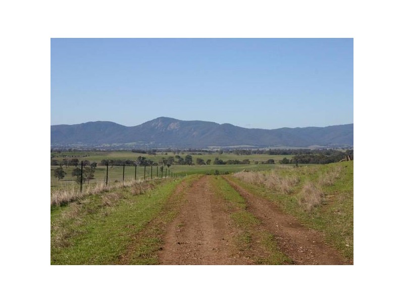 4761 Pyrenees HIGHWAY, Dunneworthy VIC 3377