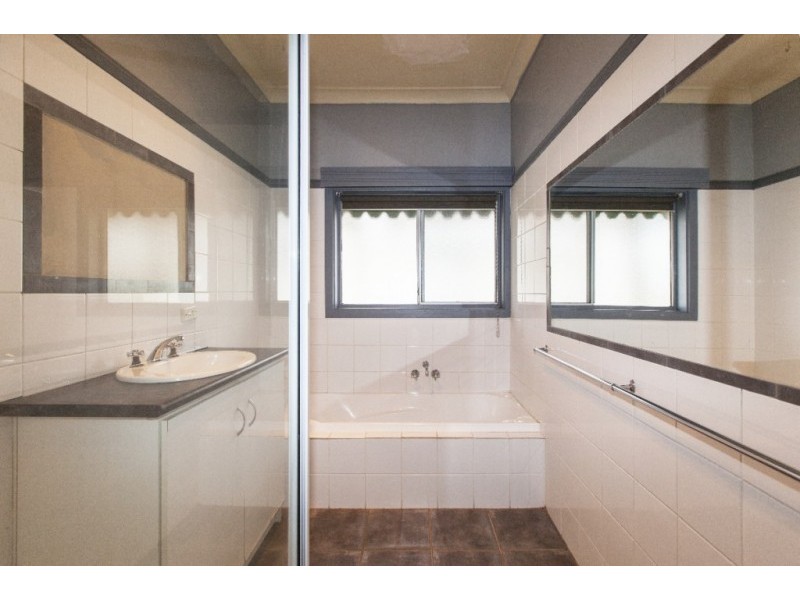 15 Neylan Street, Ararat VIC 3377