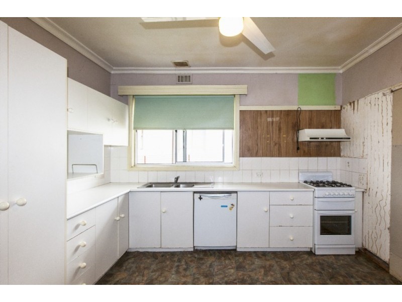 15 Neylan Street, Ararat VIC 3377