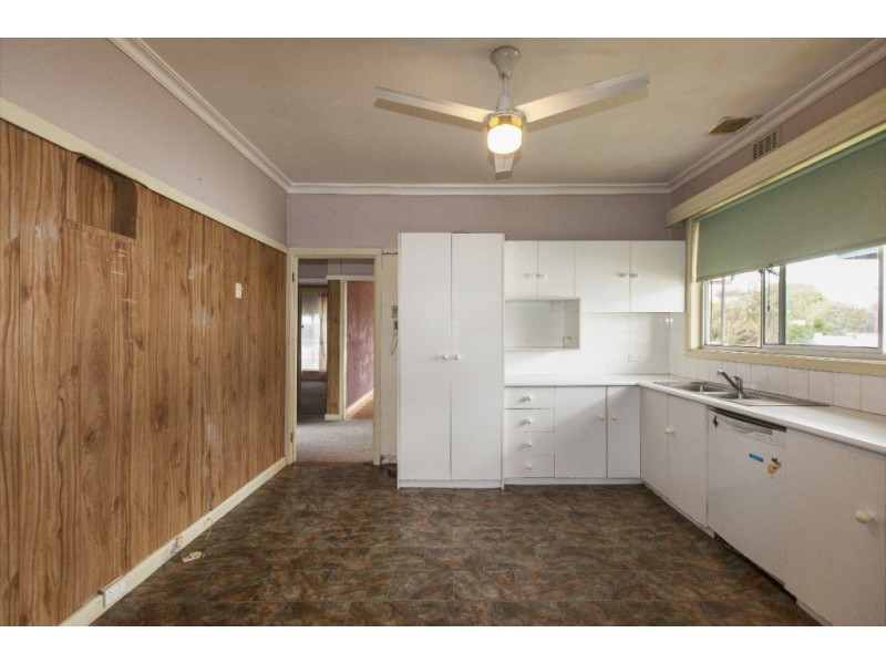 15 Neylan Street, Ararat VIC 3377