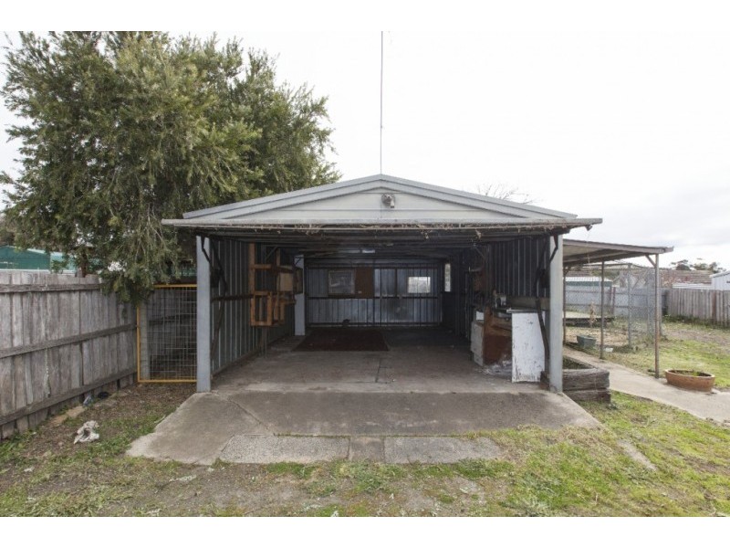 15 Neylan Street, Ararat VIC 3377