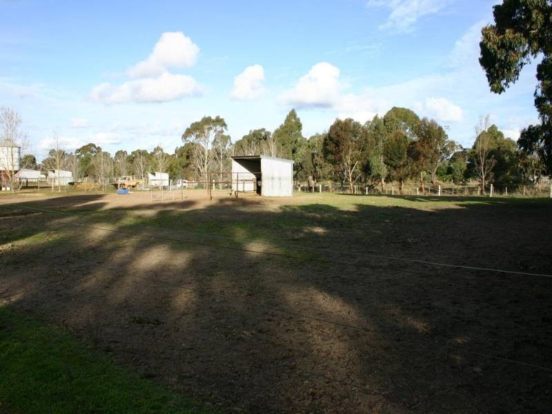 9 Hadland Street, Ararat VIC 3377