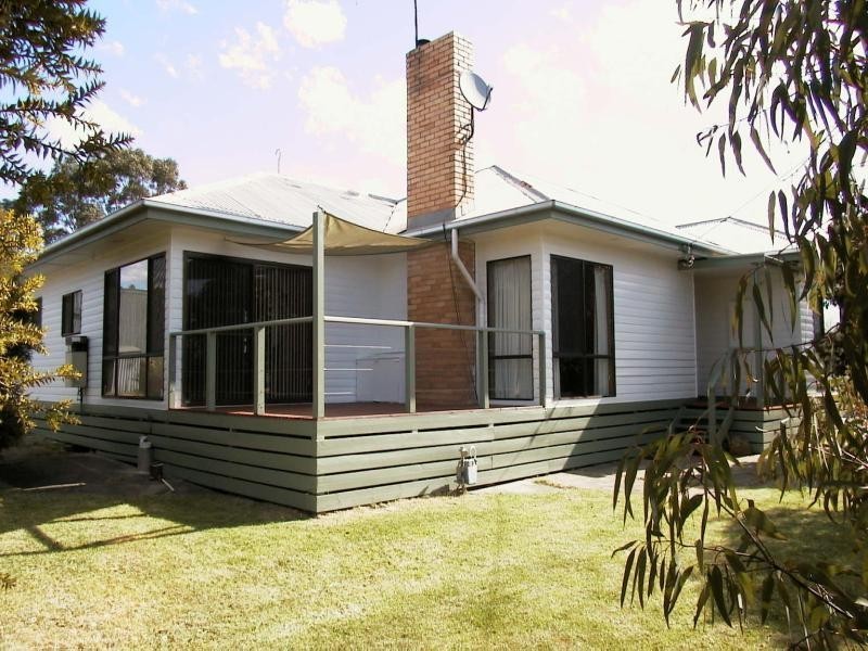 398 Barkly STREET, Ararat VIC 3377