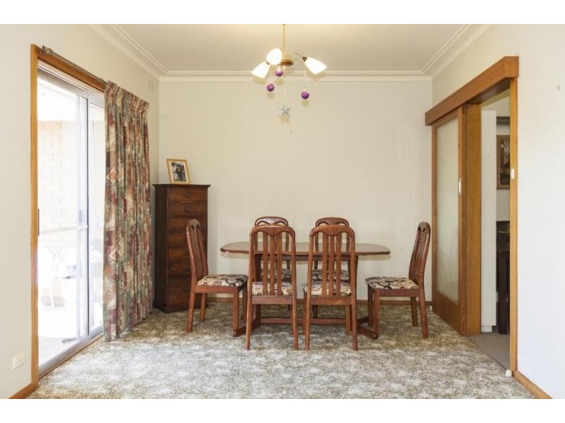 17 High Street West, Ararat VIC 3377