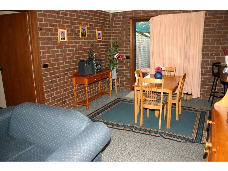 8 Kneebone Street, Ararat VIC 3377