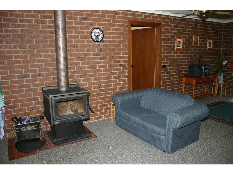 8 Kneebone Street, Ararat VIC 3377