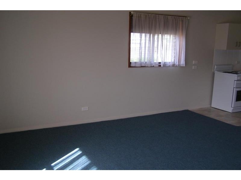 8/42 Carey Street, Ararat VIC 3377