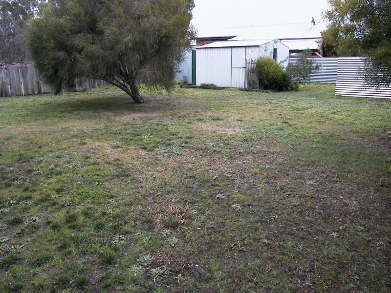 39 Fay Street, Ararat VIC 3377