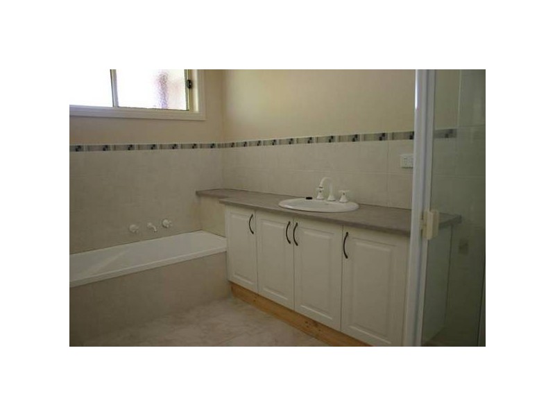 2/93 Queen Street, Ararat VIC 3377