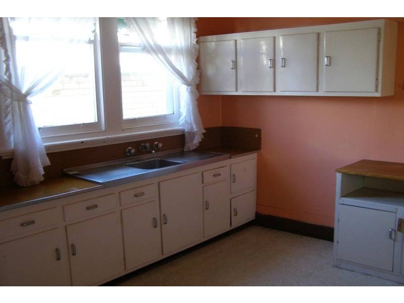 11 High Street West, Ararat VIC 3377