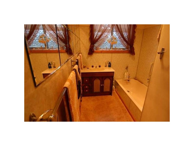 64 Commercial Street, Willaura VIC 3379