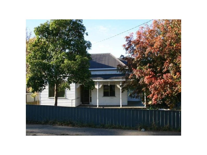 10 Lambert Street, Ararat VIC 3377