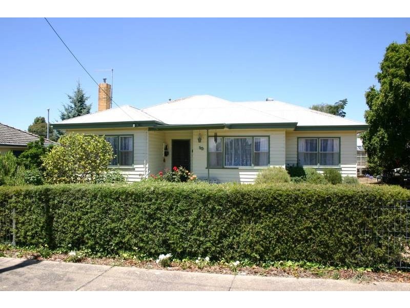 10 Ford Street, Ararat VIC 3377