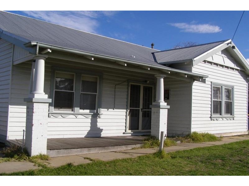 120 High Street, Ararat VIC 3377