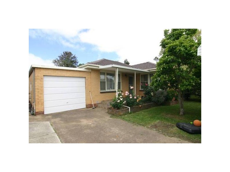 2 Queen Street South, Ararat VIC 3377