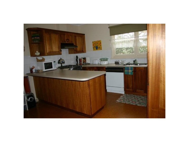 2 Queen Street South, Ararat VIC 3377