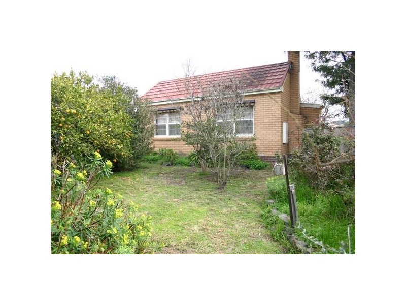 2 Queen Street South, Ararat VIC 3377