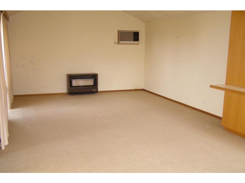 3/9 George Road, Ararat VIC 3377