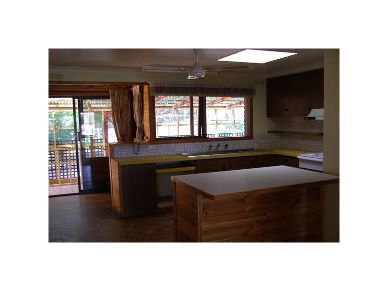 73 Elizabeth Street, Ararat VIC 3377