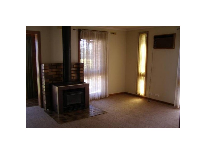 73 Elizabeth Street, Ararat VIC 3377