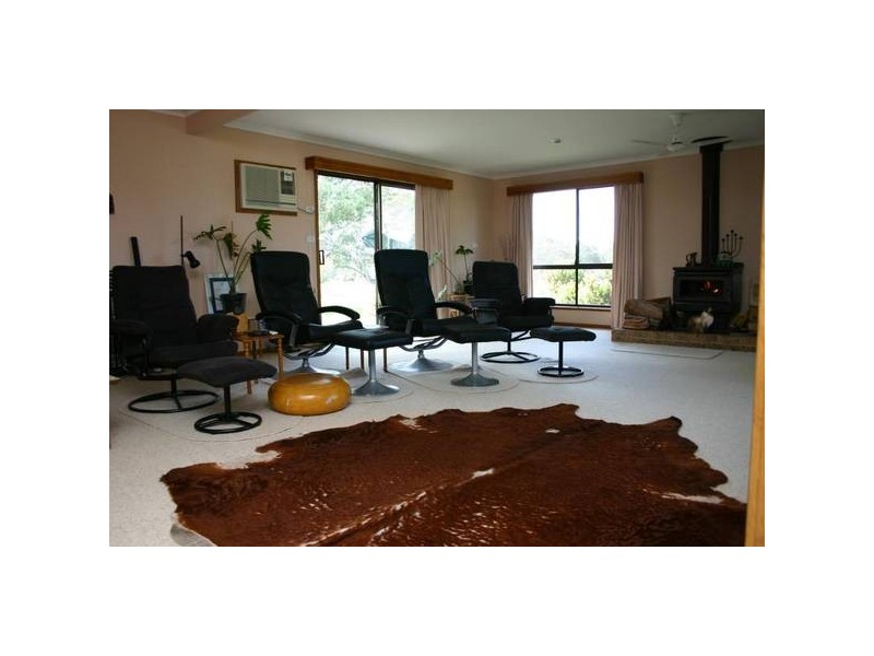 48 Jacksons Creek Road, Ararat VIC 3377