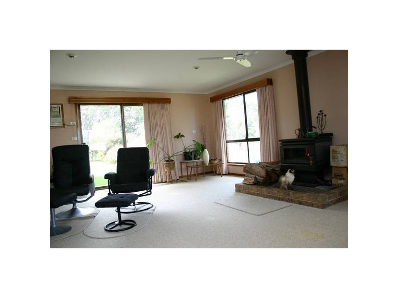 48 Jacksons Creek Road, Ararat VIC 3377