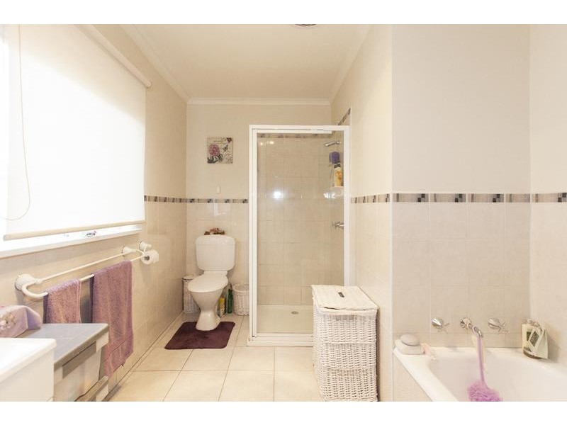 6 Queens Avenue, Ararat VIC 3377