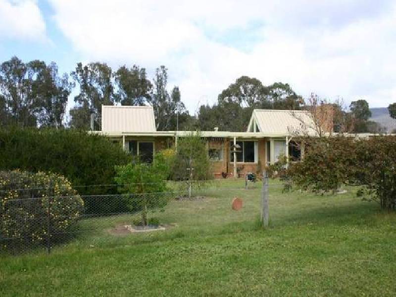 7 Glenpatrick Road, Elmhurst VIC 3469